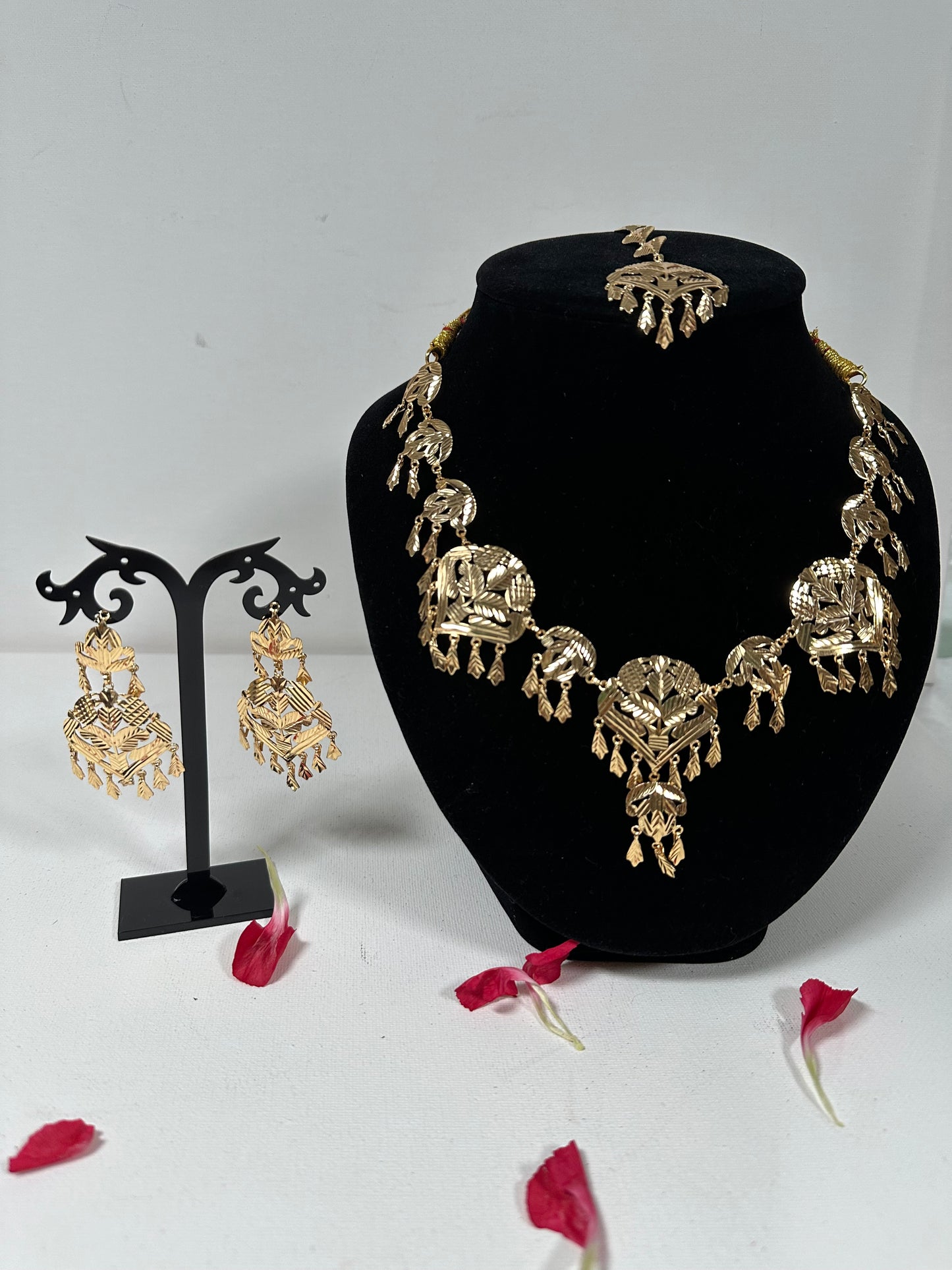 Dhabka Choker Pipple Patti Set