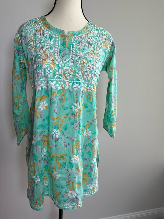 Green Printed Short Kurti  Size 40 (Medium)